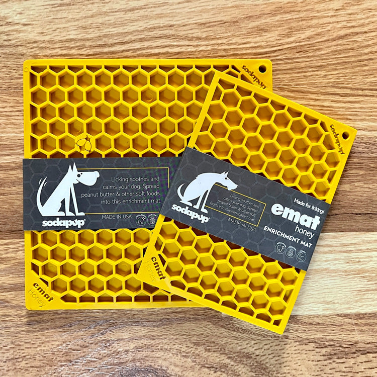 Soda Pup Honeycomb Lick Mat
