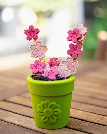 Soda Pup Flower Pot Rubber Treat Dispenser